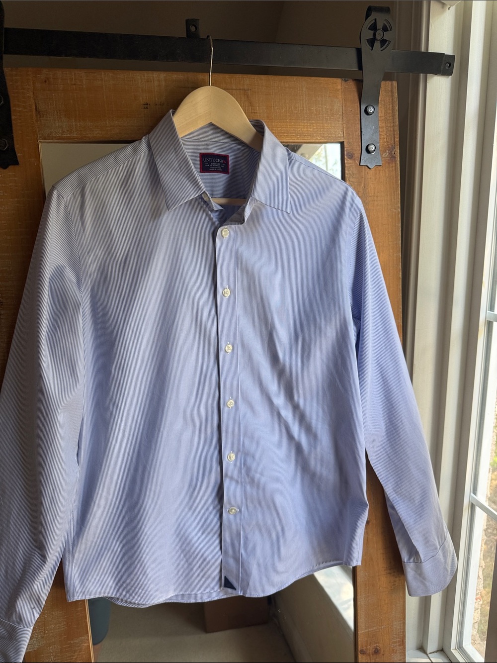 UNTUCKIt Wrinkle Free Striped Dress Shirt Size M Slim Fit